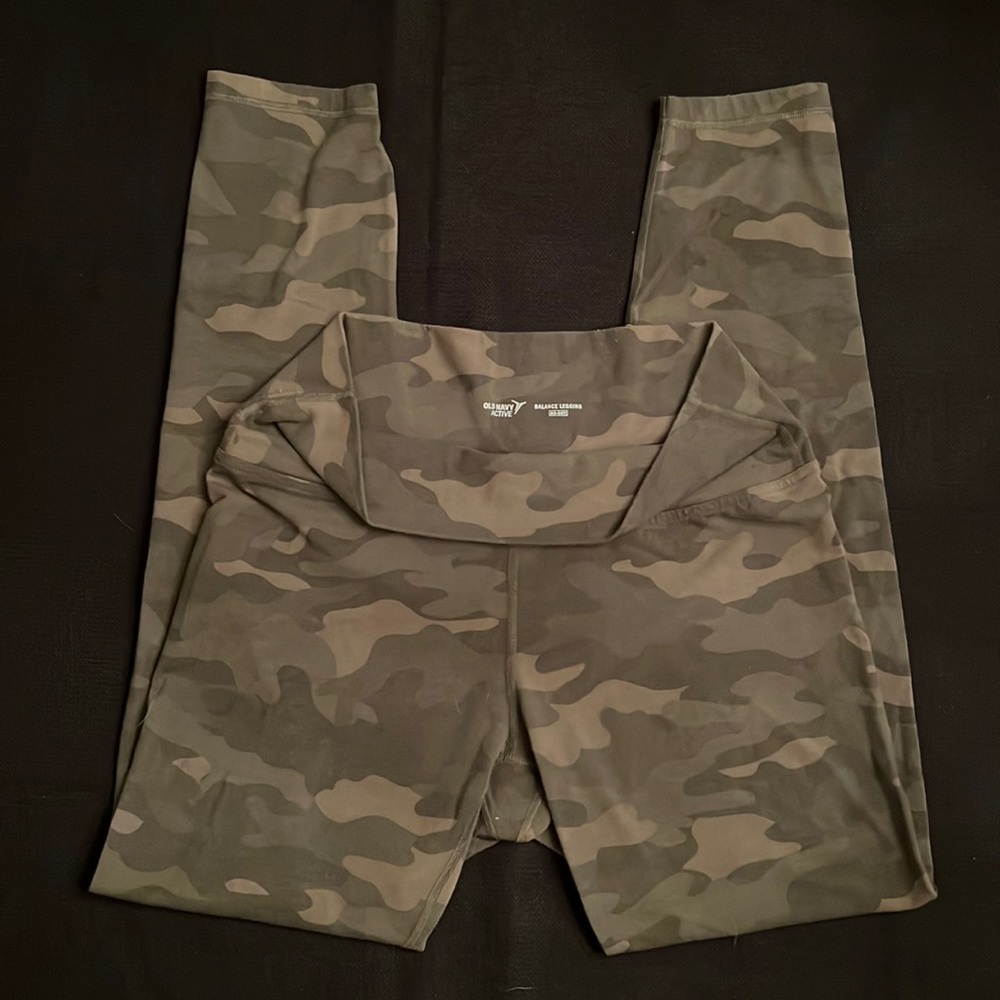 Old Navy Balanced Leggings Go-Dry